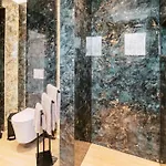 Adama Luxury Vilă *