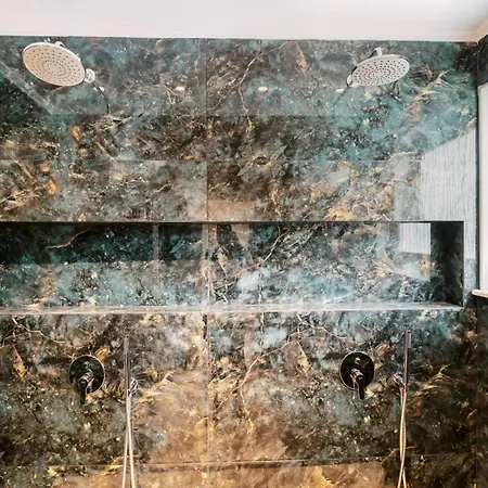 Adama Luxury Vilă Kremastí