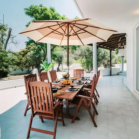 Adama Luxury