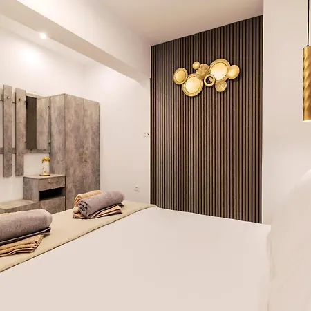 Adama Luxury Villa Kremastí