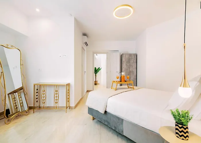 Adama Luxury * Kremastí