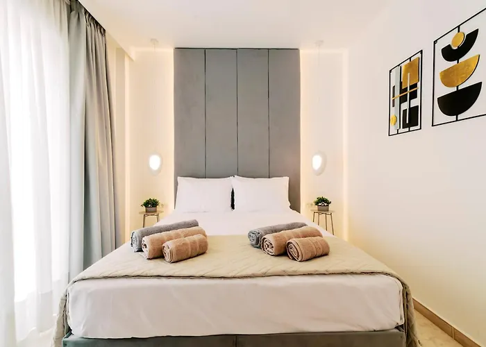 Willa Adama Luxury *