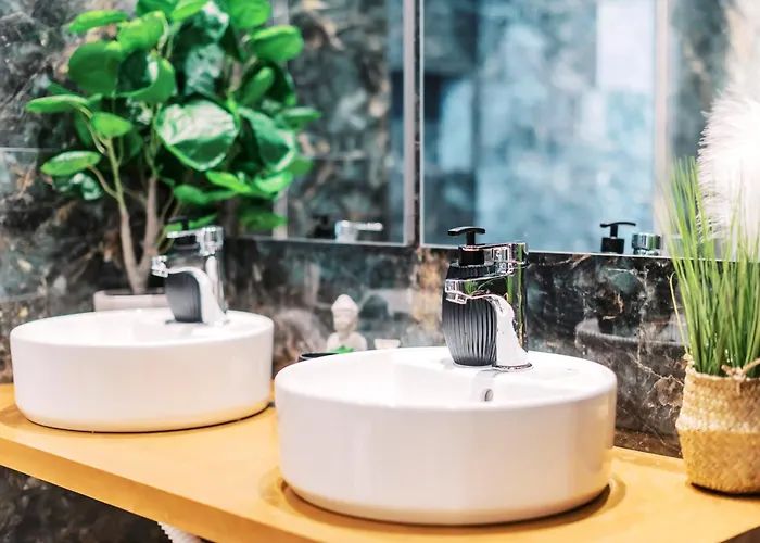 Willa Adama Luxury *