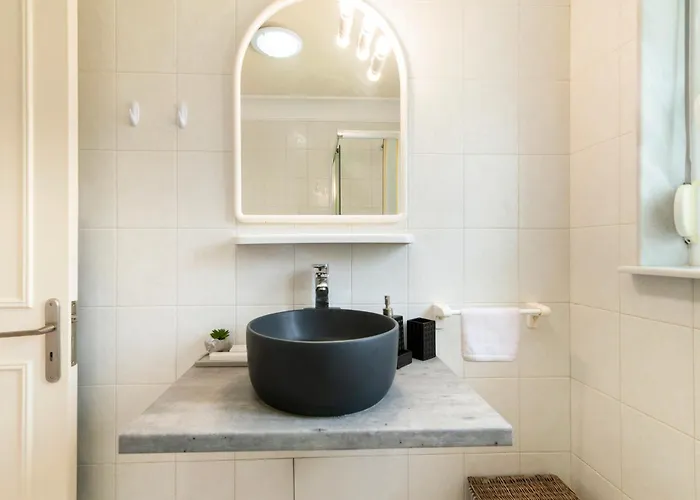 Adama Luxury * Kremastí