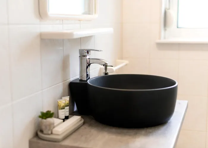 Adama Luxury * Kremastí