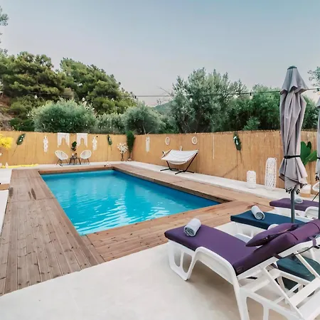 Adama Luxury Villa *