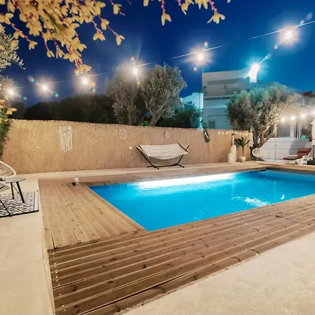 Adama Luxury Villa Kremastí