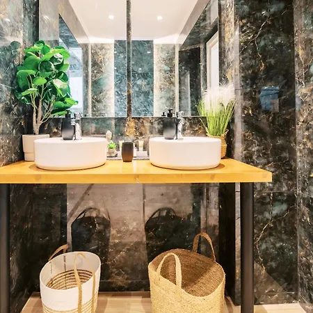 Adama Luxury Villa *