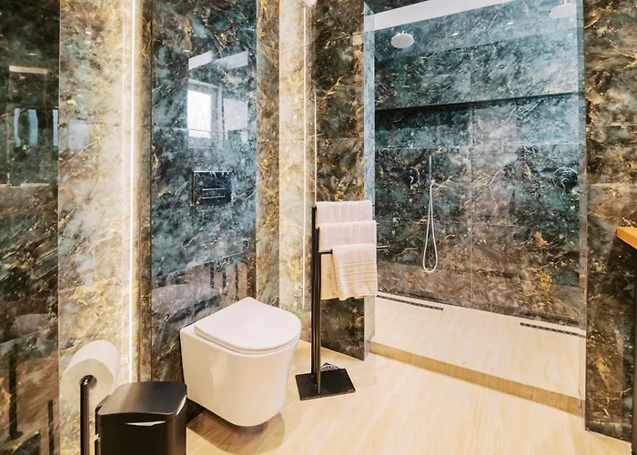 فيلة Adama Luxury *