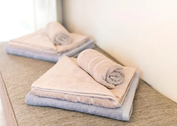 Adama Luxury Kremastí